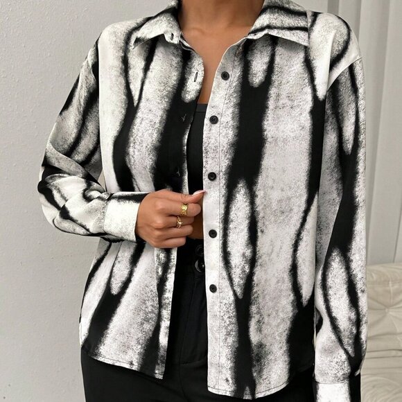 Black and White Casual Women's Long Sleeve Business Shirt - Picture 4 of 7